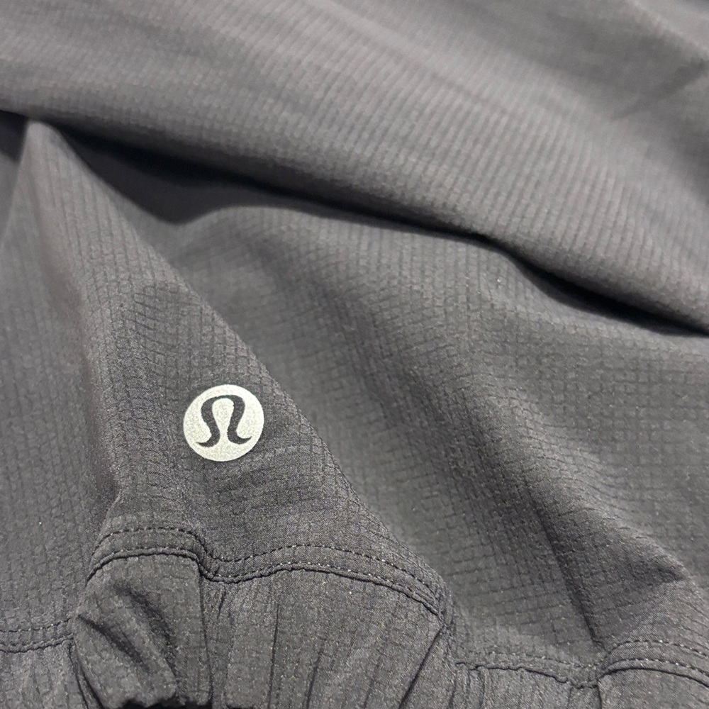 lululemon athletica Black Cropped mile marker run crew Zip-Front Jacket - Picture 14 of 15